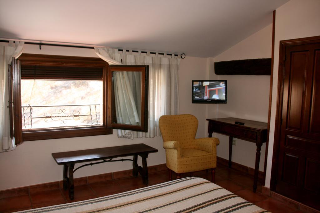 Hotel Olimpia Albarracin Luaran gambar