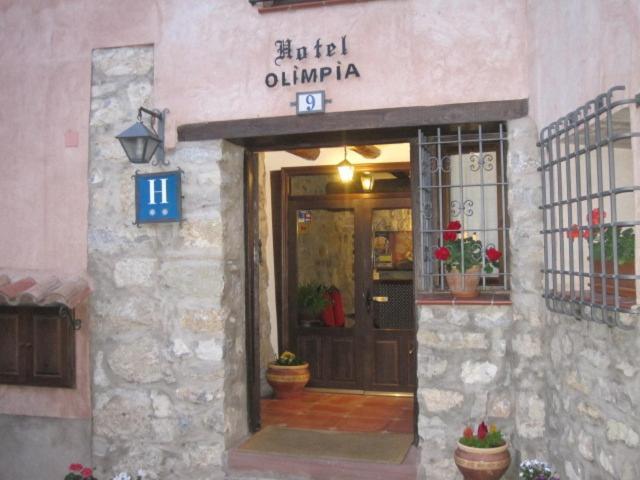 Hotel Olimpia Albarracin Luaran gambar